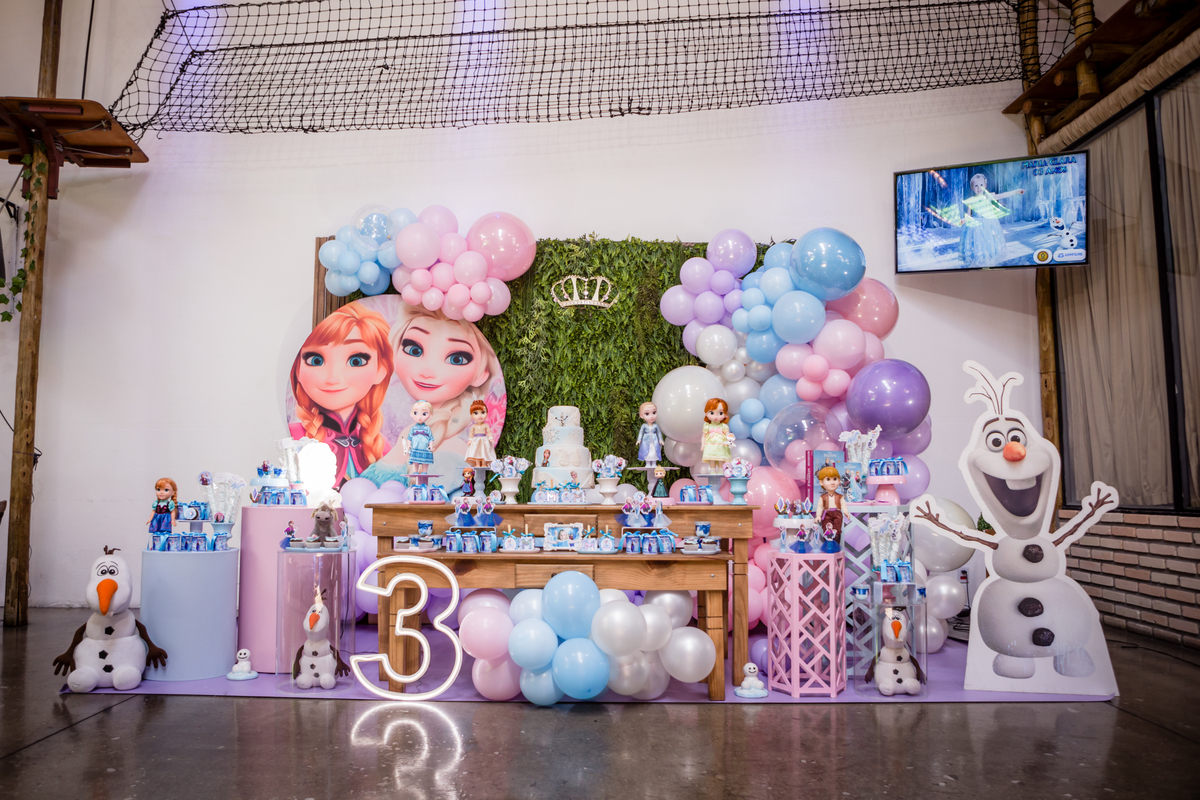 aniversário infantil, festa de 3 anos, fotografia de aniversário infantil, festa infantil, fotos de aniversário, festa frozen, festa da disney, frozen, let it go, decoração, comemoração de 3 anos, fotógrafo infantil, festa de criança, memórias da infância