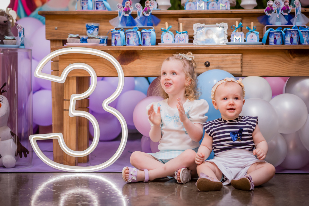 aniversário infantil, festa de 3 anos, fotografia de aniversário infantil, festa infantil, fotos de aniversário, festa frozen, festa da disney, frozen, let it go, decoração, comemoração de 3 anos, fotógrafo infantil, festa de criança, memórias da infância