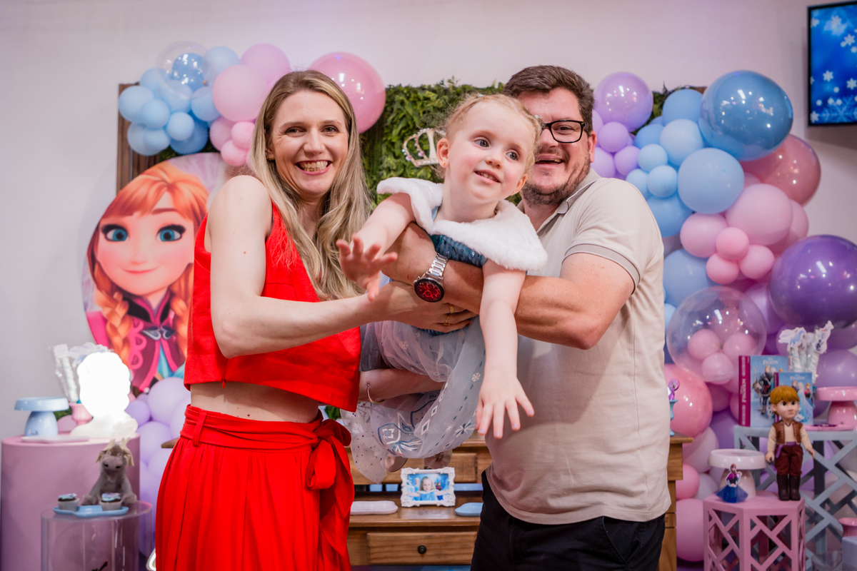 aniversário infantil, festa de 3 anos, fotografia de aniversário infantil, festa infantil, fotos de aniversário, festa frozen, festa da disney, frozen, let it go, decoração, comemoração de 3 anos, fotógrafo infantil, festa de criança, memórias da infância