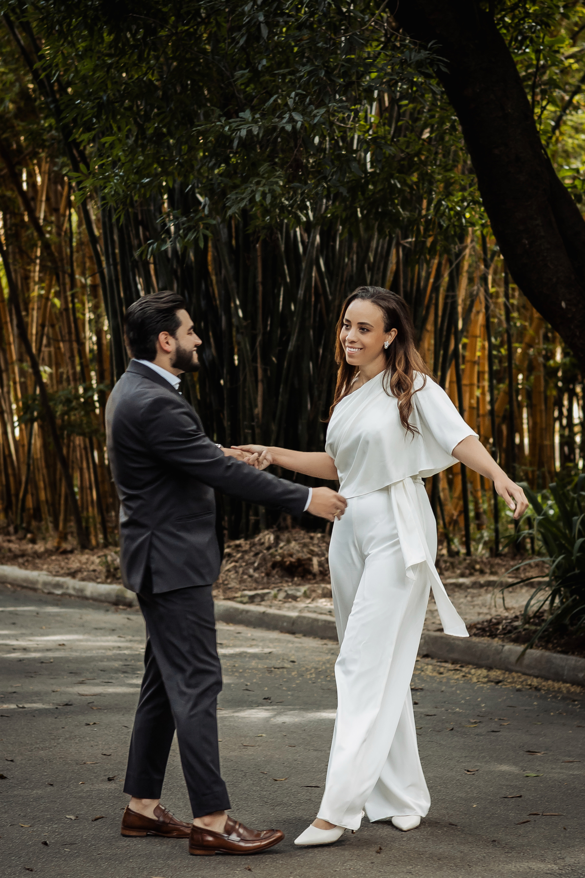 pre wedding, ensaio pre wedding, ensaio casal, fotografia de casal, ensaio romântico, ensaio externo, fotografia de noivos, ensaio antes do casamento, fotos de casal ao ar livre, ensaio pré casamento, fotografia romântica, fotógrafo de casamento