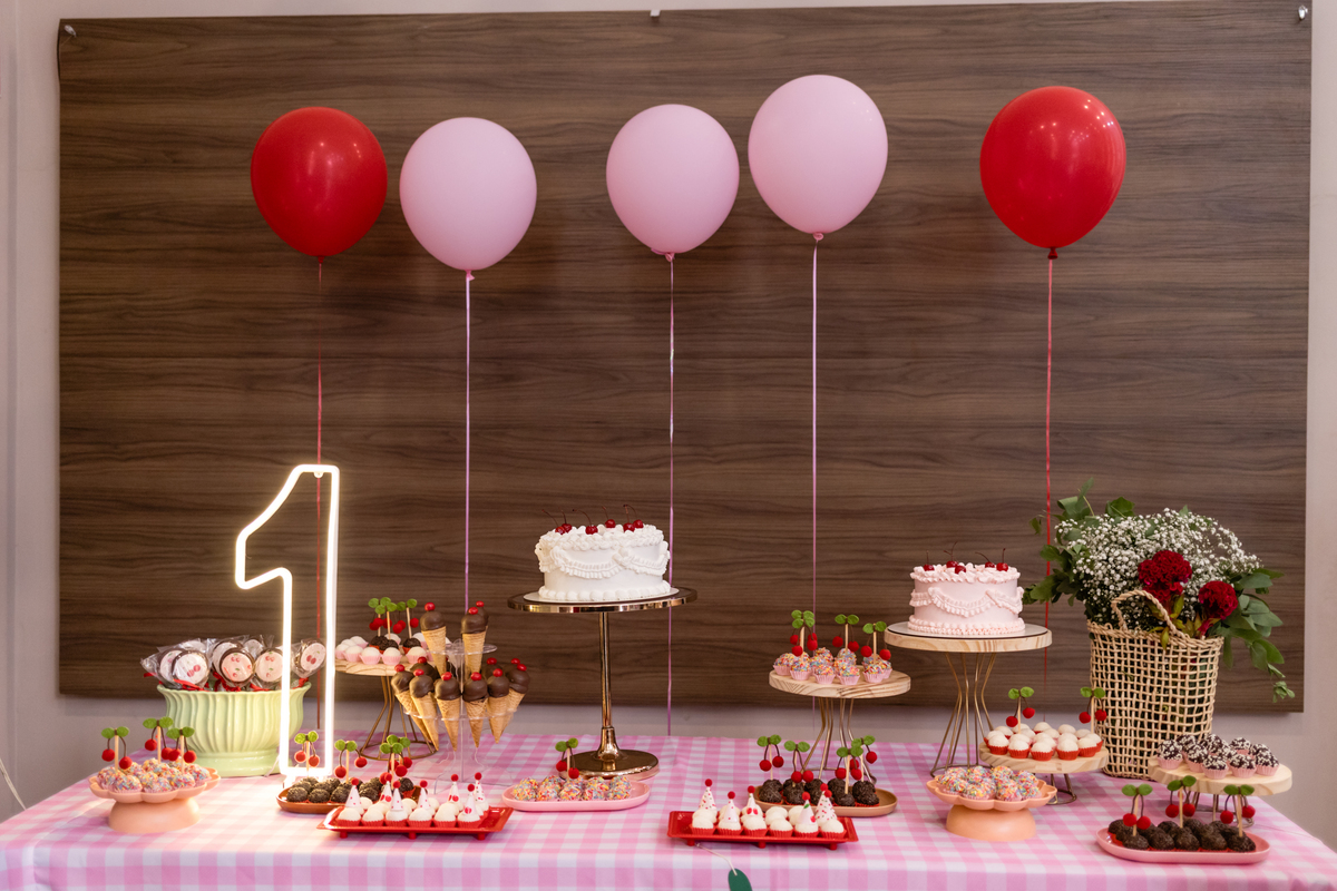 aniversario1ano, 1aninho, festainfantil, fotoinfantil, fotografiainfantil, ensaiobebe, bebe1ano, decoracaoinfantil, momentosespeciais, familia, fotografiaprofissional, portfoliobebe, aniversariobebe