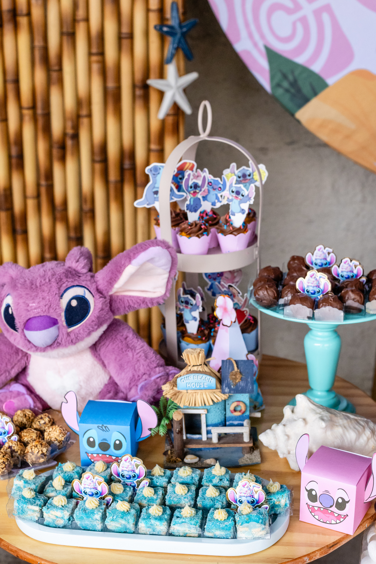 aniversário infantil, aniversário temático, festapiscina, lilo stich, aniversário3anos, 3 anos, fotografia ifantil, festa de criança, 3anos, 6 anos, irmãos, festa de aniversário, decoração de festa.