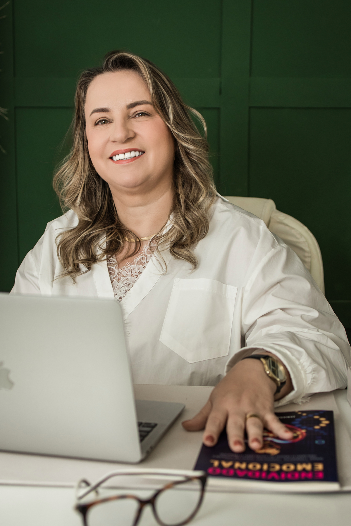 Personal branding, ensaio fotográfico profissional, fotografia de branding, fotografia corporativa, retrato profissional, marca pessoal, imagem profissional, posicionamento digital, fotos para redes sociais, identidade visual, fotografia para empreendedor