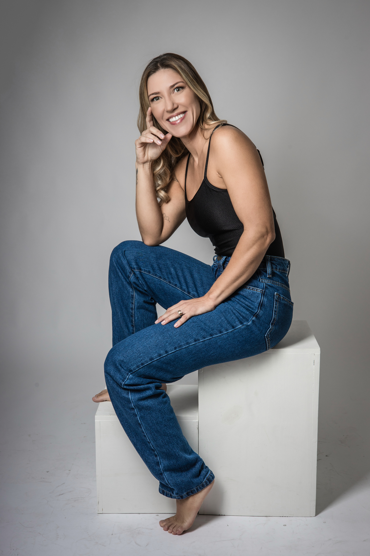 Personal branding, ensaio fotográfico profissional, fotografia de branding, fotografia corporativa, retrato profissional, marca pessoal, imagem profissional, posicionamento digital, fotos para redes sociais, identidade visual, fotografia para empreendedor