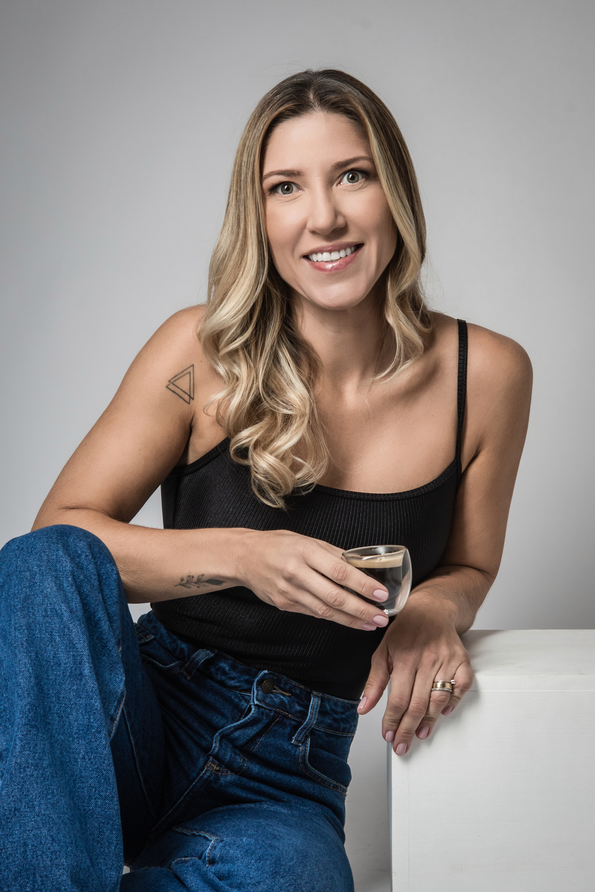 Personal branding, ensaio fotográfico profissional, fotografia de branding, fotografia corporativa, retrato profissional, marca pessoal, imagem profissional, posicionamento digital, fotos para redes sociais, identidade visual, fotografia para empreendedor