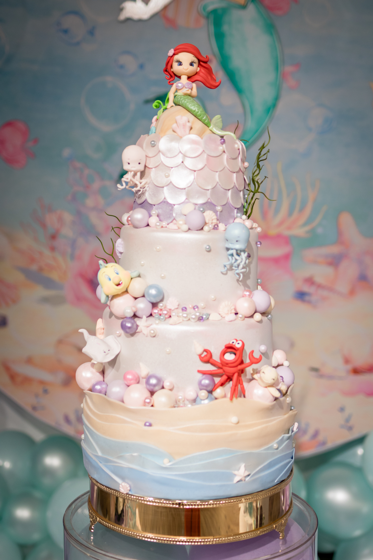 aniversário infantil, festa de 3 anos, fotografia de aniversário infantil, festa infantil, fotos de aniversário, fotografia infantil, registro de festa infantil, comemoração de 3 anos, fotógrafo infantil, festa de criança, memórias da infância, fotografia