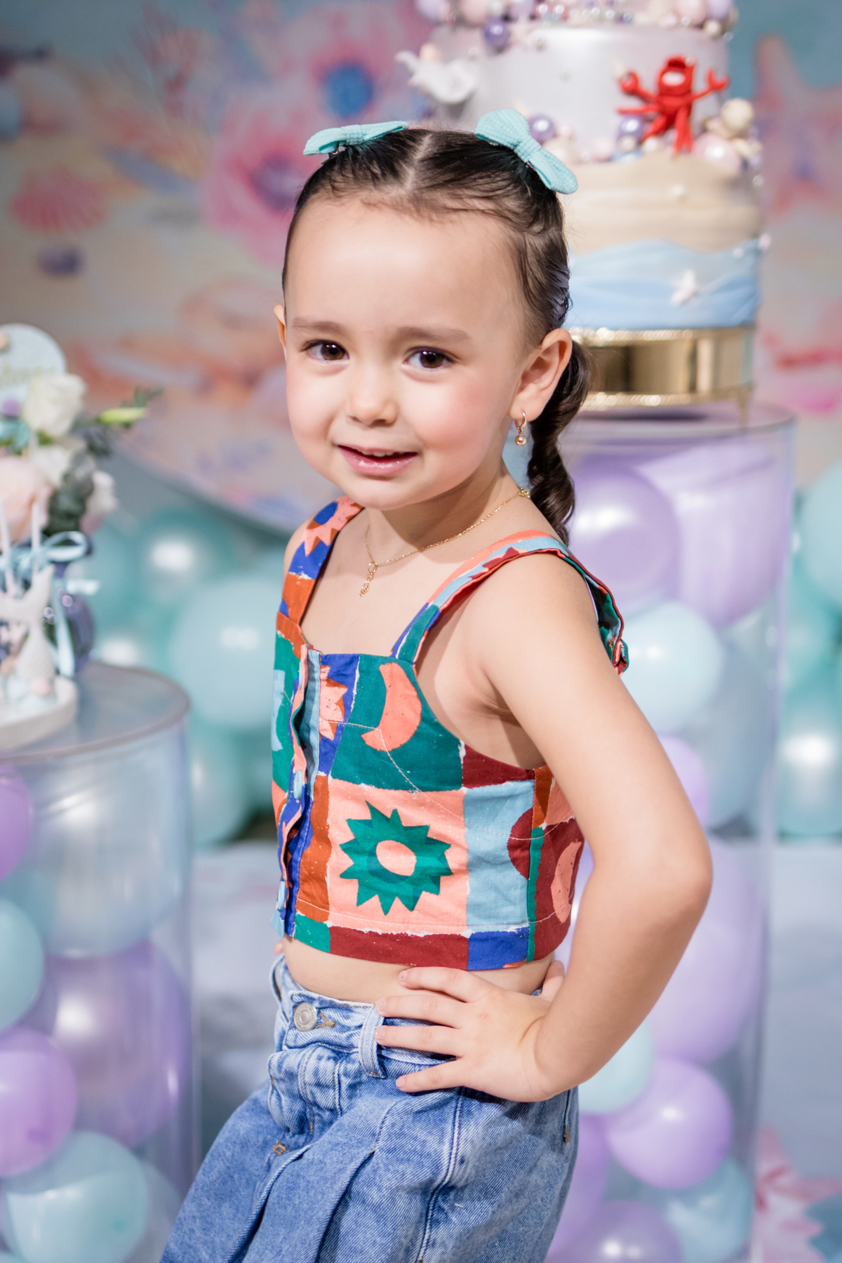 aniversário infantil, festa de 3 anos, fotografia de aniversário infantil, festa infantil, fotos de aniversário, fotografia infantil, registro de festa infantil, comemoração de 3 anos, fotógrafo infantil, festa de criança, memórias da infância, fotografia