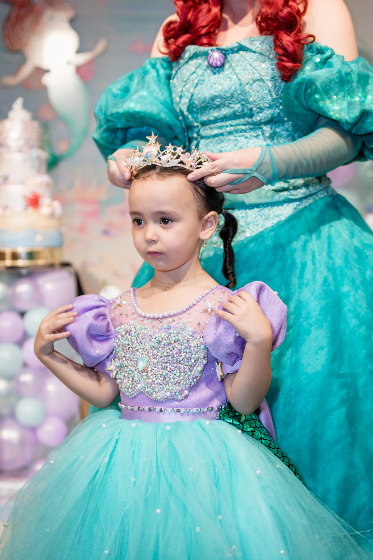 aniversário infantil, festa de 3 anos, fotografia de aniversário infantil, festa infantil, fotos de aniversário, fotografia infantil, registro de festa infantil, comemoração de 3 anos, fotógrafo infantil, festa de criança, memórias da infância, fotografia