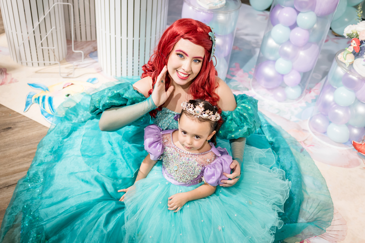 aniversário infantil, festa de 3 anos, fotografia de aniversário infantil, festa infantil, fotos de aniversário, fotografia infantil, registro de festa infantil, comemoração de 3 anos, fotógrafo infantil, festa de criança, memórias da infância, fotografia