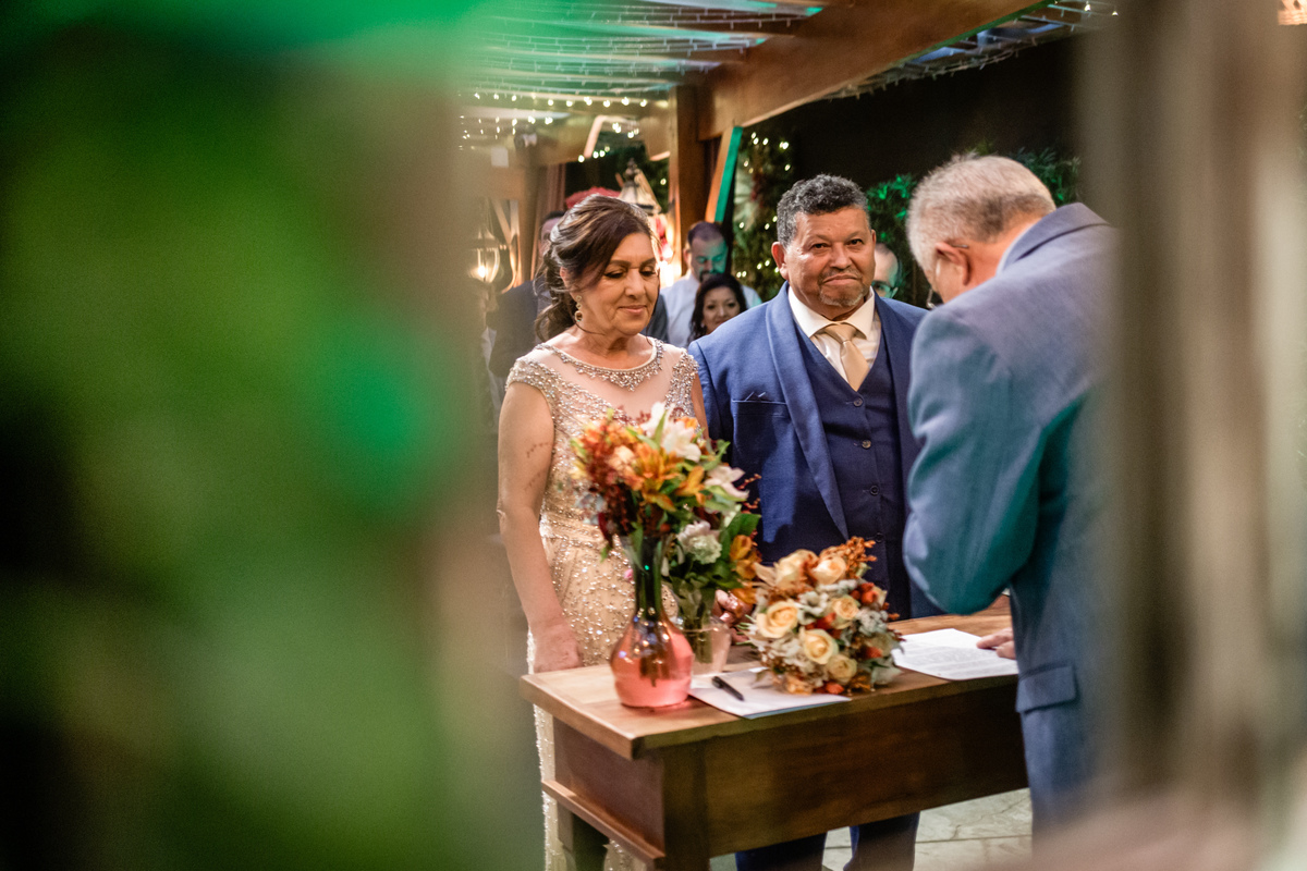 Bodas de ouro, casamento, 50anos, 50 anos casados, celebração, renovação de votos, festa, balada, decoração, fotografia de casamento, ensaio de casal, elegancia, doces de festa.