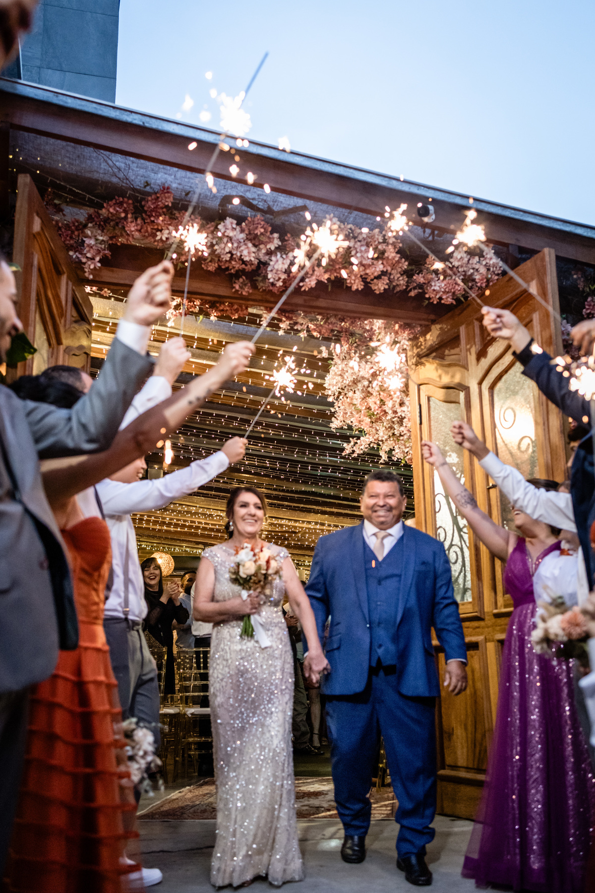 Bodas de ouro, casamento, 50anos, 50 anos casados, celebração, renovação de votos, festa, balada, decoração, fotografia de casamento, ensaio de casal, elegancia, doces de festa.