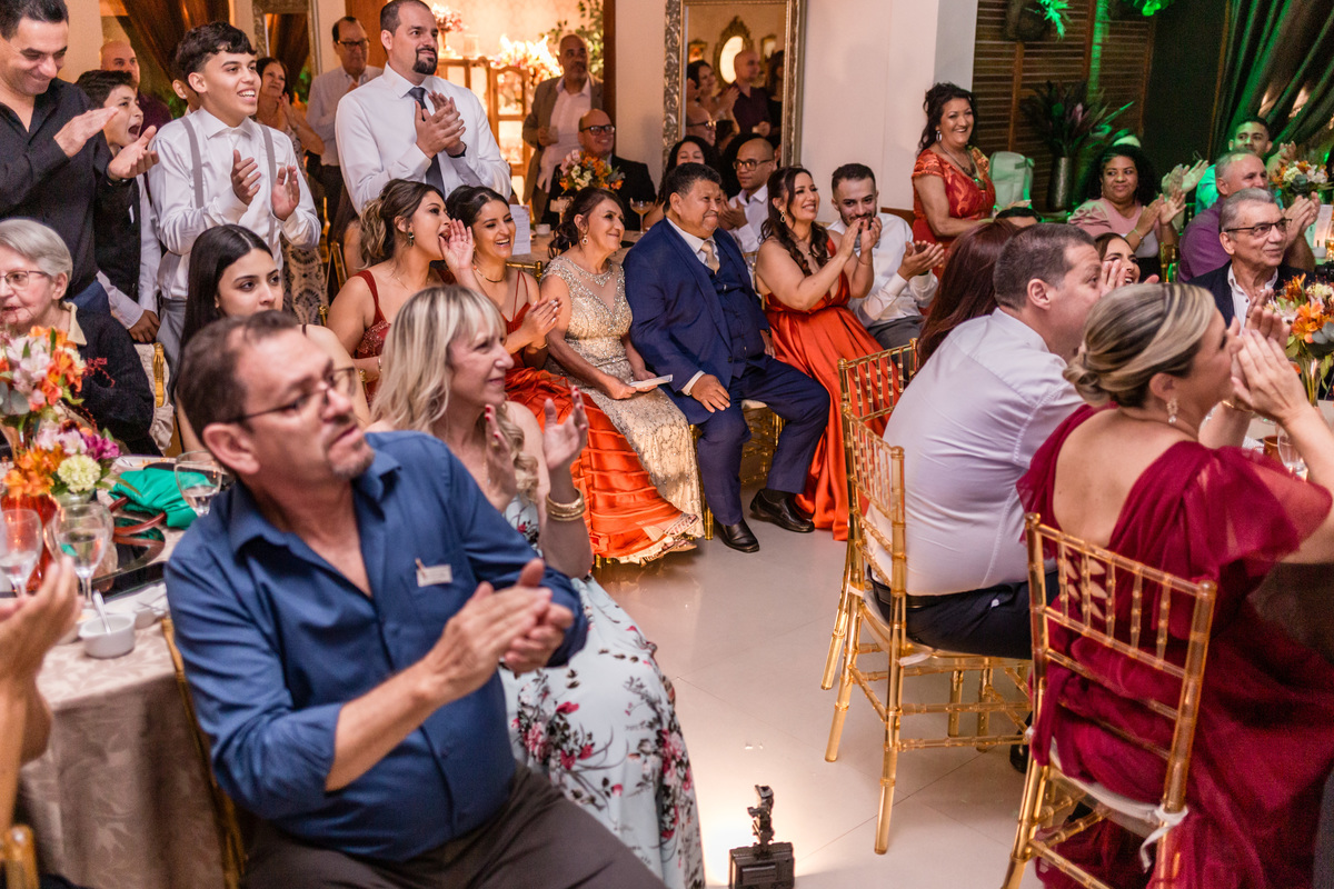 Bodas de ouro, casamento, 50anos, 50 anos casados, celebração, renovação de votos, festa, balada, decoração, fotografia de casamento, ensaio de casal, elegancia, doces de festa.
