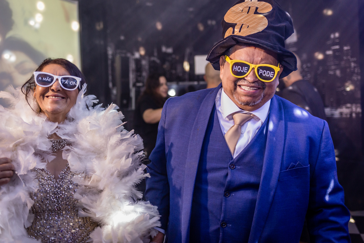 Bodas de ouro, casamento, 50anos, 50 anos casados, celebração, renovação de votos, festa, balada, decoração, fotografia de casamento, ensaio de casal, elegancia, doces de festa.