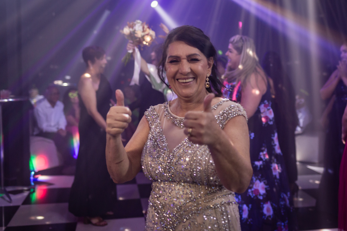 Bodas de ouro, casamento, 50anos, 50 anos casados, celebração, renovação de votos, festa, balada, decoração, fotografia de casamento, ensaio de casal, elegancia, doces de festa.