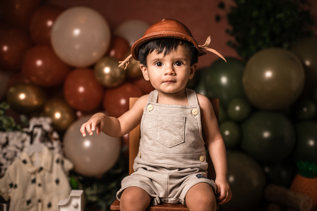 smash the fruit, ensaio infantil, lara 1 ano, estúdio fotográfico, são caetano do sul, fatia do tempo, fotografia criativa, frutas coloridas, bebê sorrindo, aniversário de 1 ano, ensaio divertido, fotografia de bebê, cores vibrantes, infância feliz, fotos