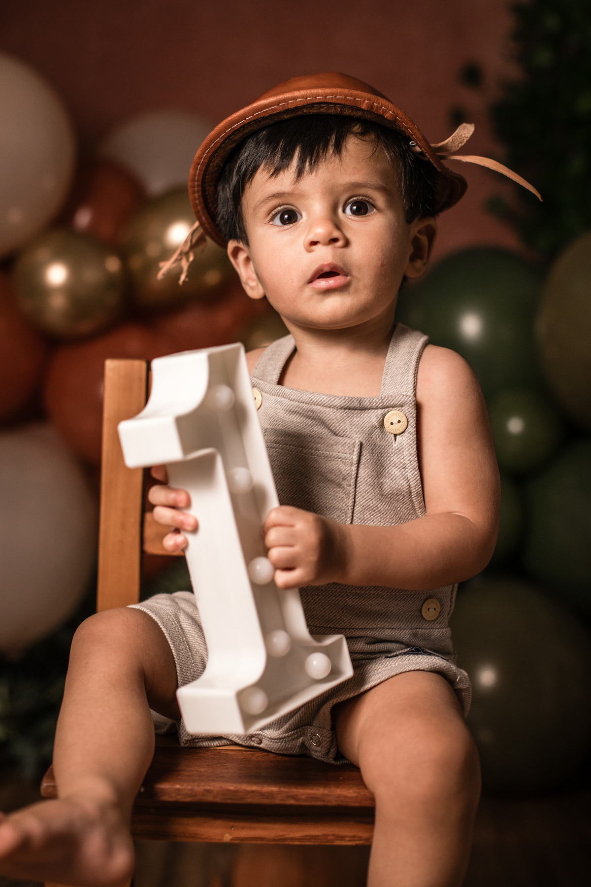 smash the fruit, ensaio infantil, lara 1 ano, estúdio fotográfico, são caetano do sul, fatia do tempo, fotografia criativa, frutas coloridas, bebê sorrindo, aniversário de 1 ano, ensaio divertido, fotografia de bebê, cores vibrantes, infância feliz, fotos