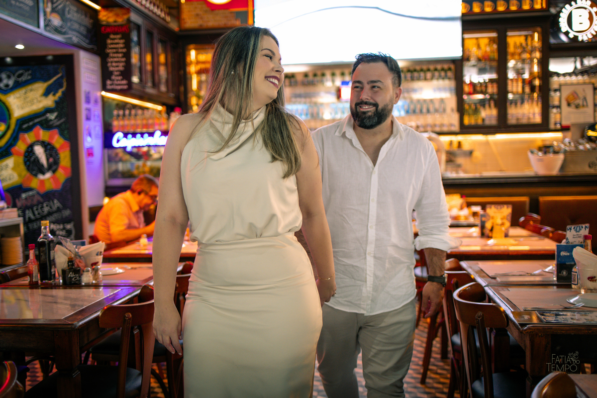 pre wedding, ensaio pre wedding, ensaio casal, fotografia de casal, ensaio romântico, ensaio externo, fotografia de noivos, ensaio antes do casamento, fotos de casal ao ar livre, ensaio pré casamento, fotografia romântica, fotógrafo de casamento