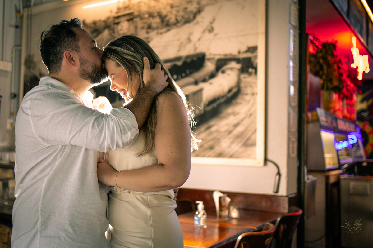 pre wedding, ensaio pre wedding, ensaio casal, fotografia de casal, ensaio romântico, ensaio externo, fotografia de noivos, ensaio antes do casamento, fotos de casal ao ar livre, ensaio pré casamento, fotografia romântica, fotógrafo de casamento