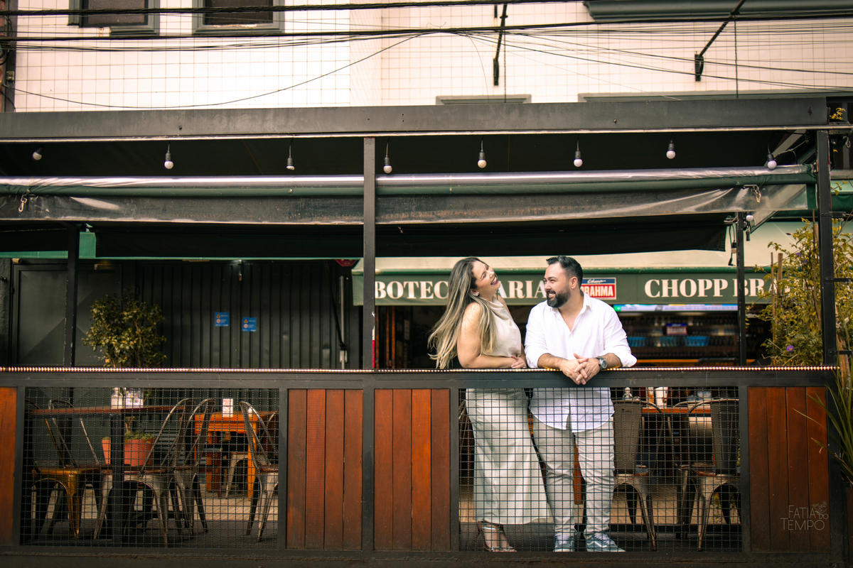 pre wedding, ensaio pre wedding, ensaio casal, fotografia de casal, ensaio romântico, ensaio externo, fotografia de noivos, ensaio antes do casamento, fotos de casal ao ar livre, ensaio pré casamento, fotografia romântica, fotógrafo de casamento