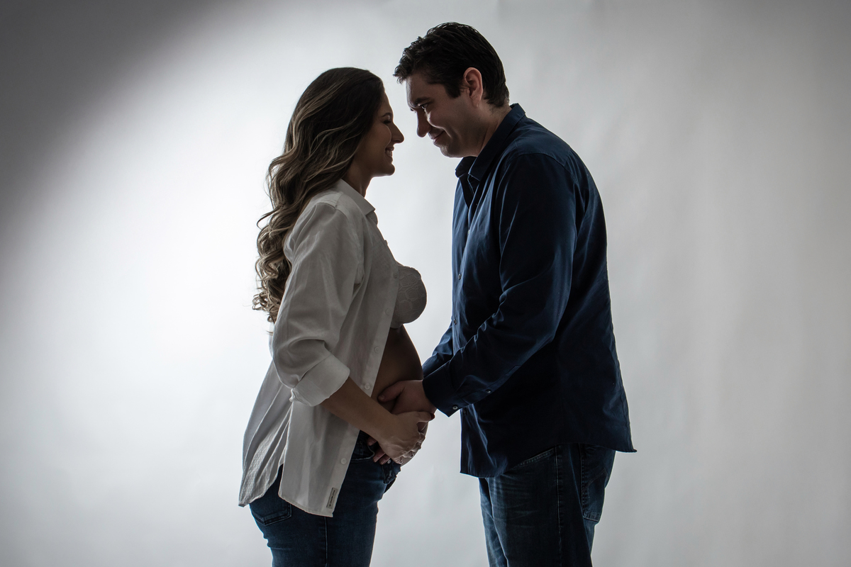 gestante, ensaio gestante, ensaio de gravida, ensaio gestante em estudio, estudio gestante, gestante em estudio, ensaio gravida, fotos gravidas, fotos gestante, sessao fotografica gestante