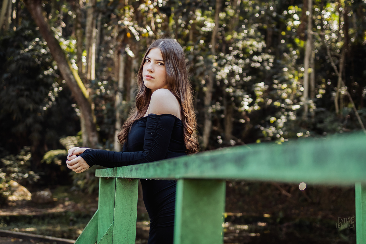 ensaio fotográfico, 15 anos, debutante, Jardim Botânico , museu, natureza, campo, vestido de debutante, luz natural, sol, elegância, juventude, celebração, flores, fotos externas, ensaio ao ar livre, beleza natural, sorriso, espontaneidade, emoção