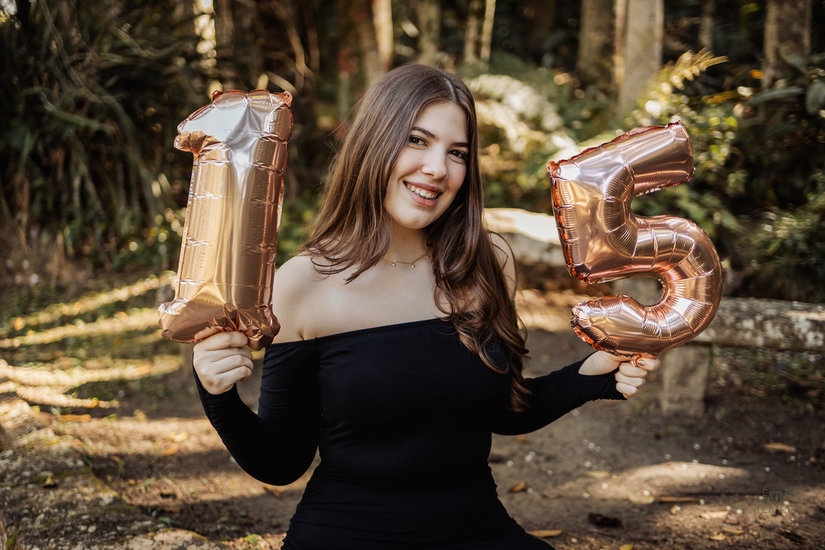 ensaio fotográfico, 15 anos, debutante, Jardim Botânico , museu, natureza, campo, vestido de debutante, luz natural, sol, elegância, juventude, celebração, flores, fotos externas, ensaio ao ar livre, beleza natural, sorriso, espontaneidade, emoção