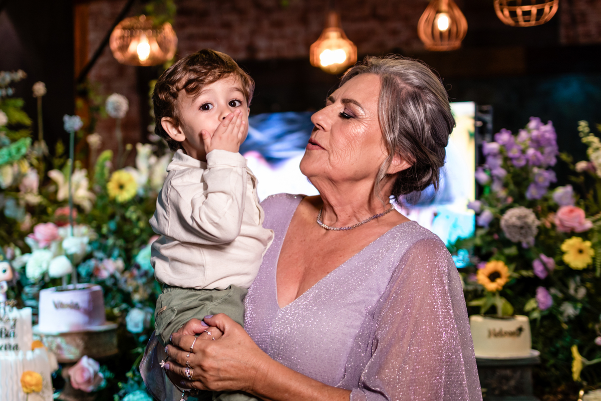 aniversario70, melhor idade, 70 anos, festa de aniversario, festa de aniversario adulto, fotografia, fotografia de festa, decoração de festa, party, festa temática, celebração, parabéns, celebração, família, festa. 