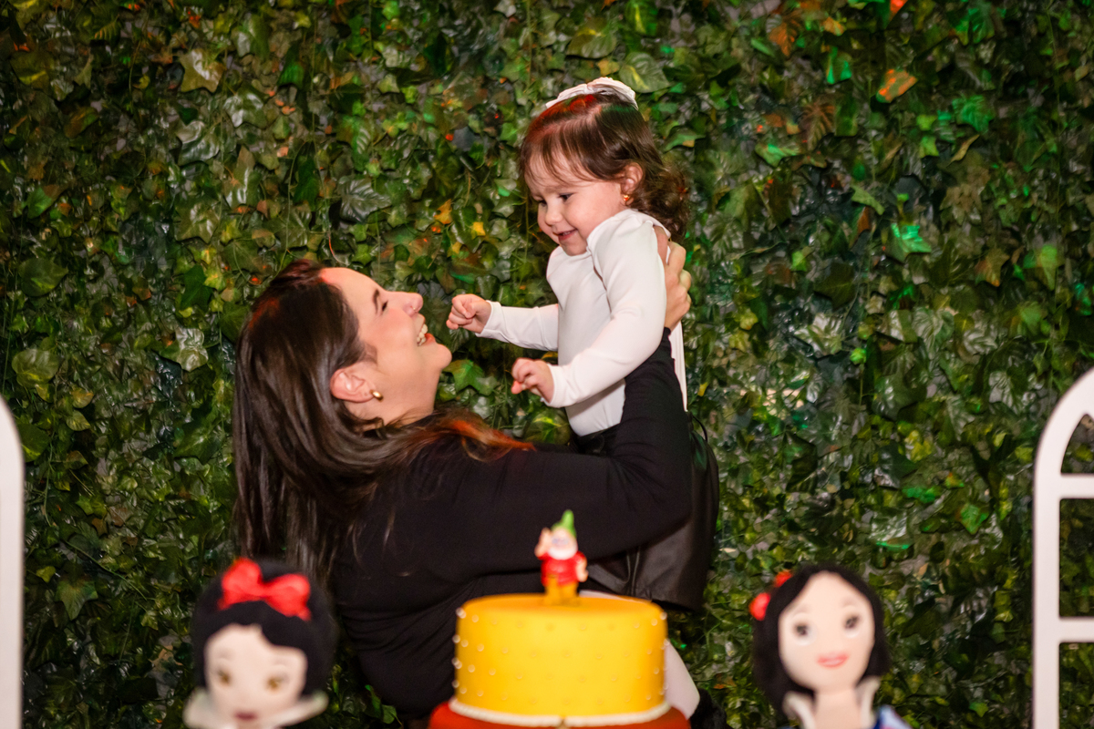 aniversário infantil, festa de 2 anos, fotografia de aniversário infantil, festa infantil, fotos de aniversário, festa branca de neve,  festa temática decoração, comemoração de 2 anos, fotógrafo infantil, festa de criança, memórias da infância