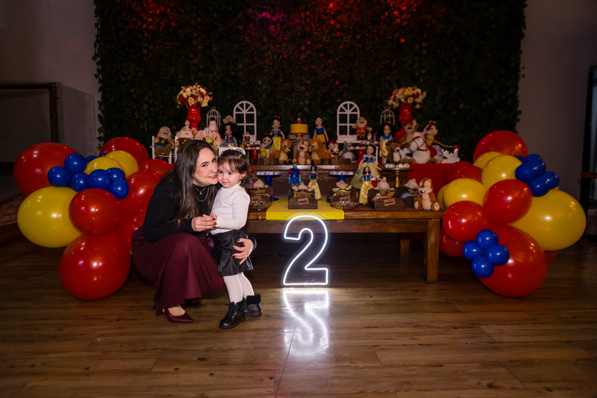 aniversário infantil, festa de 2 anos, fotografia de aniversário infantil, festa infantil, fotos de aniversário, festa branca de neve,  festa temática decoração, comemoração de 2 anos, fotógrafo infantil, festa de criança, memórias da infância