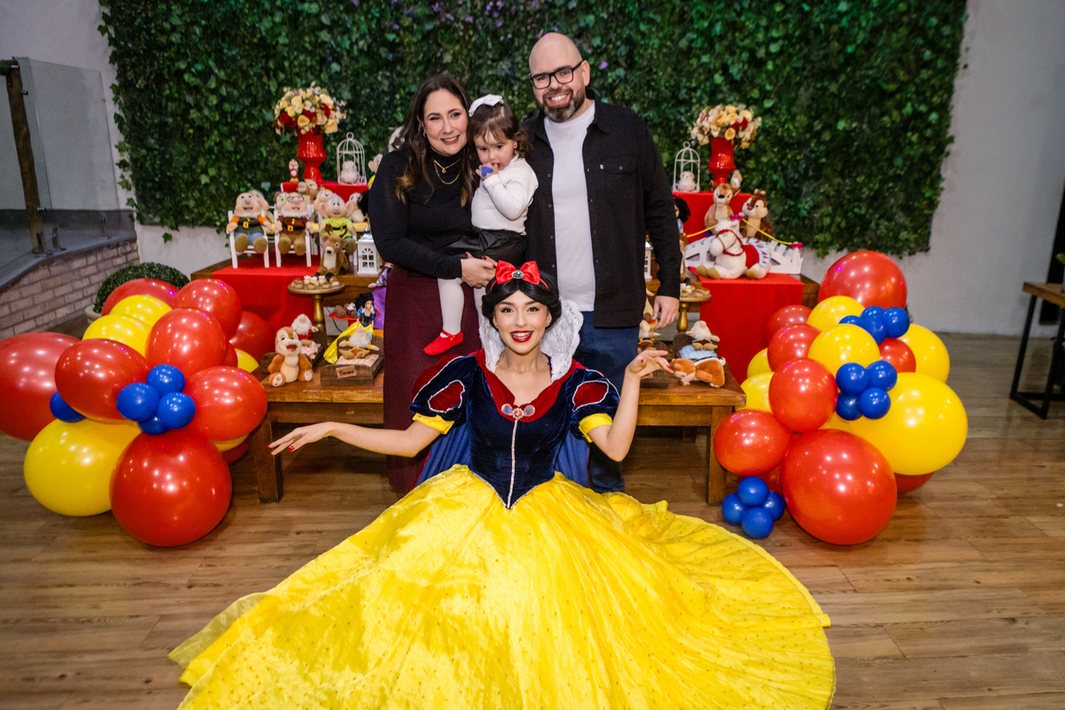 aniversário infantil, festa de 2 anos, fotografia de aniversário infantil, festa infantil, fotos de aniversário, festa branca de neve,  festa temática decoração, comemoração de 2 anos, fotógrafo infantil, festa de criança, memórias da infância