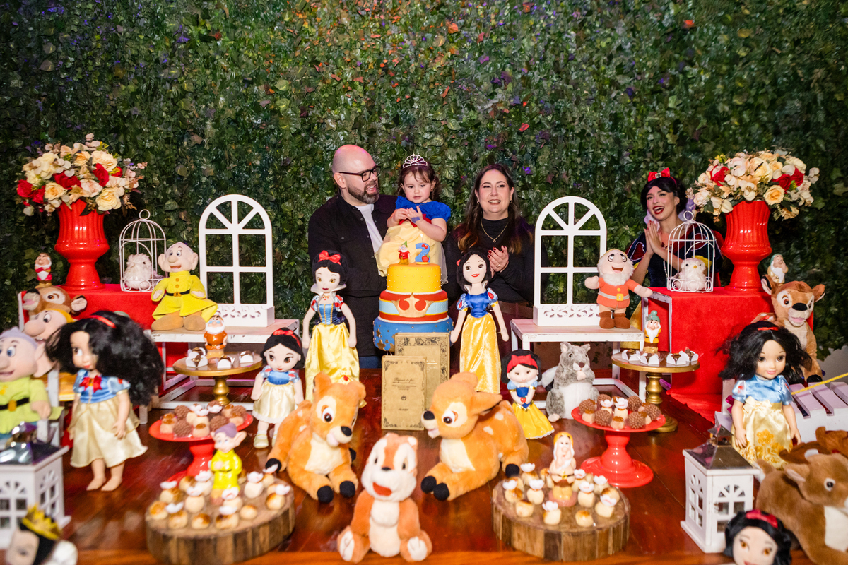 aniversário infantil, festa de 2 anos, fotografia de aniversário infantil, festa infantil, fotos de aniversário, festa branca de neve,  festa temática decoração, comemoração de 2 anos, fotógrafo infantil, festa de criança, memórias da infância