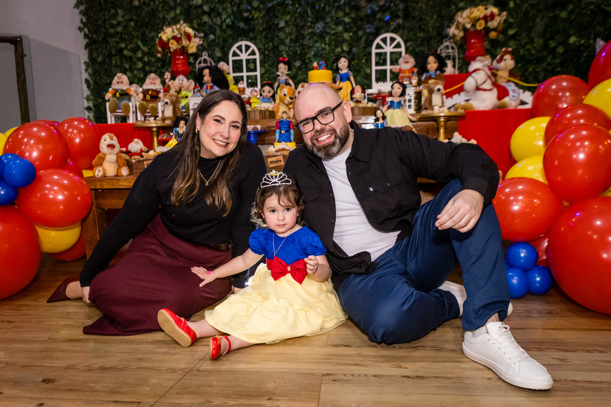 aniversário infantil, festa de 2 anos, fotografia de aniversário infantil, festa infantil, fotos de aniversário, festa branca de neve,  festa temática decoração, comemoração de 2 anos, fotógrafo infantil, festa de criança, memórias da infância