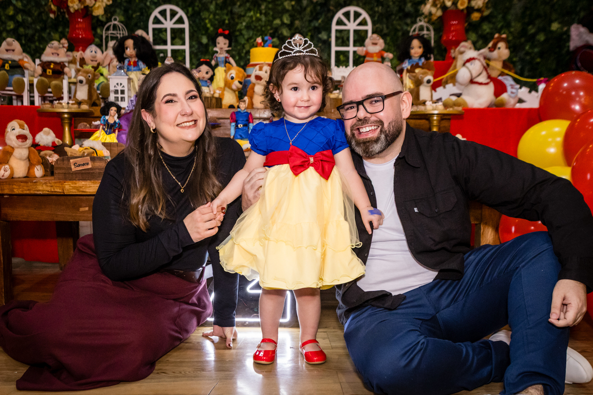 aniversário infantil, festa de 2 anos, fotografia de aniversário infantil, festa infantil, fotos de aniversário, festa branca de neve,  festa temática decoração, comemoração de 2 anos, fotógrafo infantil, festa de criança, memórias da infância
