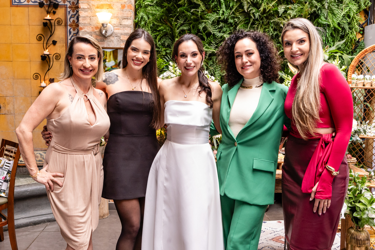 casamento, casamento civil, recepção casamento, fotografia casamento, fotos casal, ensaio prewedding, vestidos de noiva, decoração de casamento, festa de casamento, noiva, noivo, cerimônia de casamento, ideias de casamento, casamento simples, casamento in