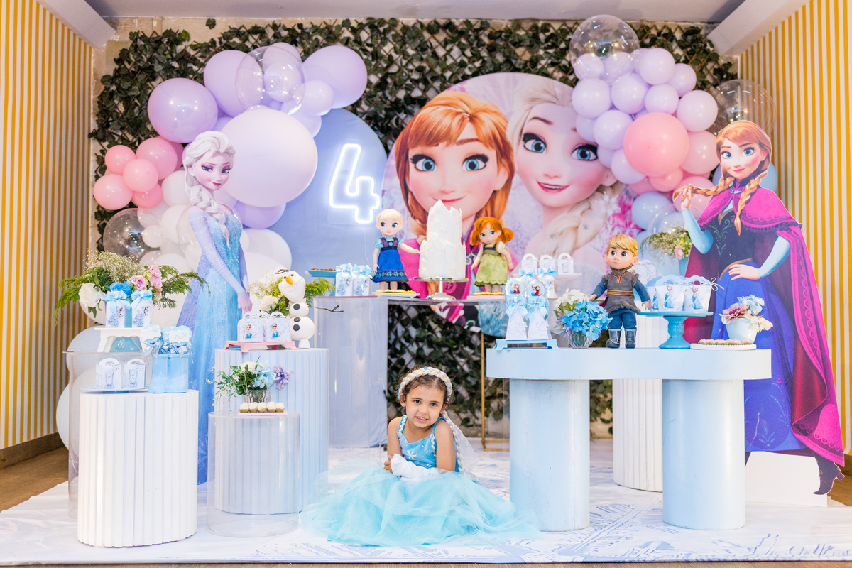 aniversário infantil, festa de 4 anos, fotografia de aniversário infantil, festa infantil, fotos de aniversário, festa frozen, disney,  festa temática decoração, comemoração de 4 anos, fotógrafo infantil, festa de criança, memórias da infância