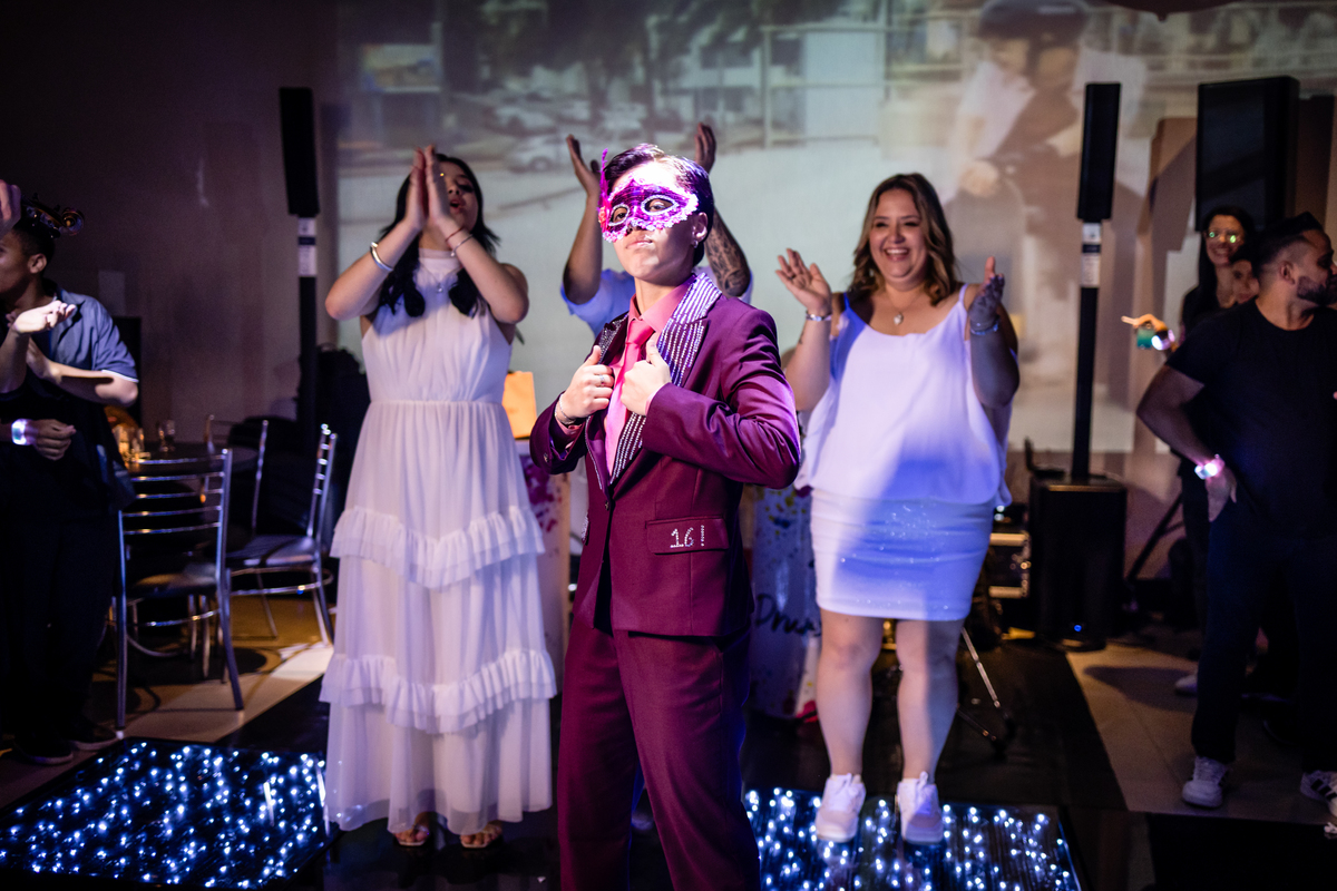 16anos, aniversariante, skate, festadeadolescente, festade16anos, aniversário, decoraçãofesta, balada, fotografiabalada, fotografiaeventos, fotografiananiversário, festatematica, baile, amizade, familia
