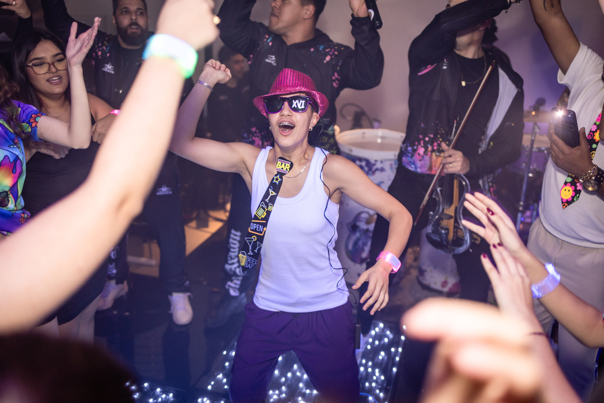 16anos, aniversariante, skate, festadeadolescente, festade16anos, aniversário, decoraçãofesta, balada, fotografiabalada, fotografiaeventos, fotografiananiversário, festatematica, baile, amizade, familia