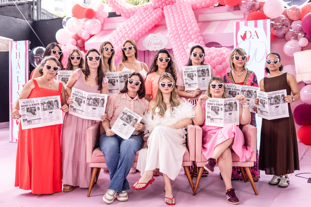 cha de lingerie, despedida de solteira, amizades, noiva, casamento, decoração de festa, celebração, bolo, doces de festa, momentos felizes, festa, despedida, casamento, decoração feminina, rosa, mãe.