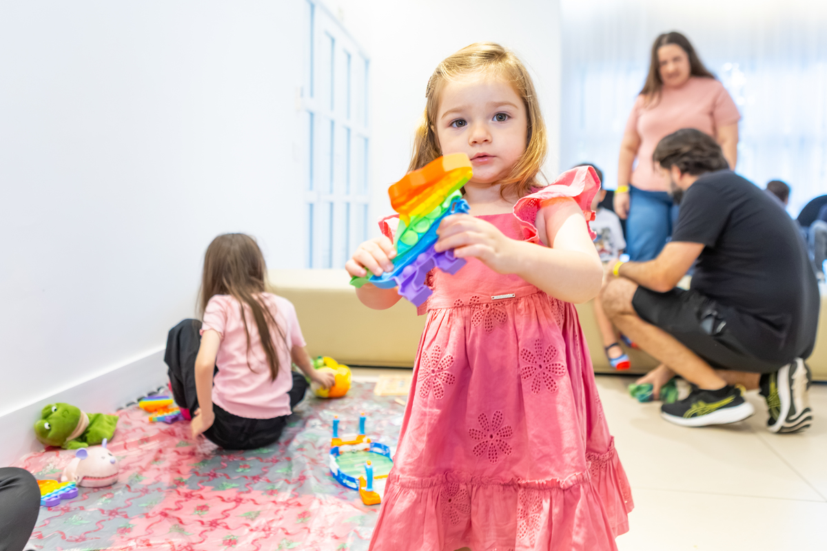 Festa de aniversário, aniversário infantil, aniversário 2 anos, 2 anos, decoração de festa, crianças, festa em prédio, festa no condomínio, familia, avós, momentos.