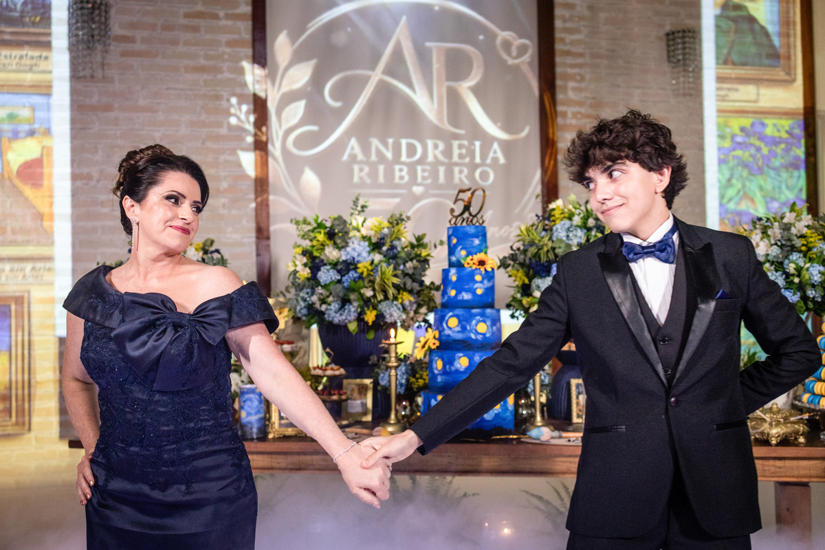 50 anos, aniversário adulto, aniversário 50 anos, celebração, festa de 50 anos, festa, decoração de festa, festa moderna, enfeites de festa, festa com requinte, fotografia de eventos, fotografia aniversário, fotografia familia, 