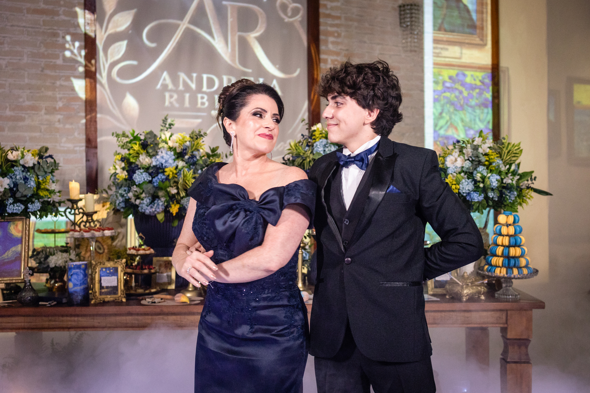 50 anos, aniversário adulto, aniversário 50 anos, celebração, festa de 50 anos, festa, decoração de festa, festa moderna, enfeites de festa, festa com requinte, fotografia de eventos, fotografia aniversário, fotografia familia, 