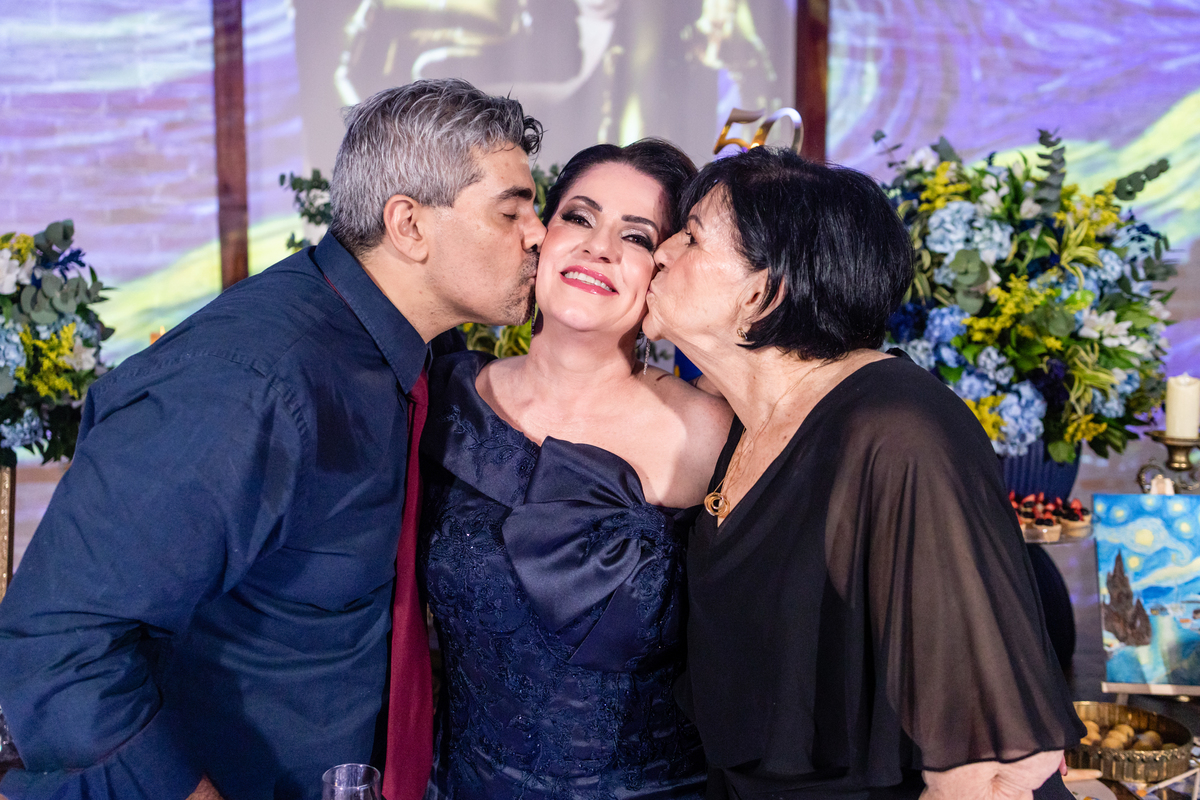 50 anos, aniversário adulto, aniversário 50 anos, celebração, festa de 50 anos, festa, decoração de festa, festa moderna, enfeites de festa, festa com requinte, fotografia de eventos, fotografia aniversário, fotografia familia, 