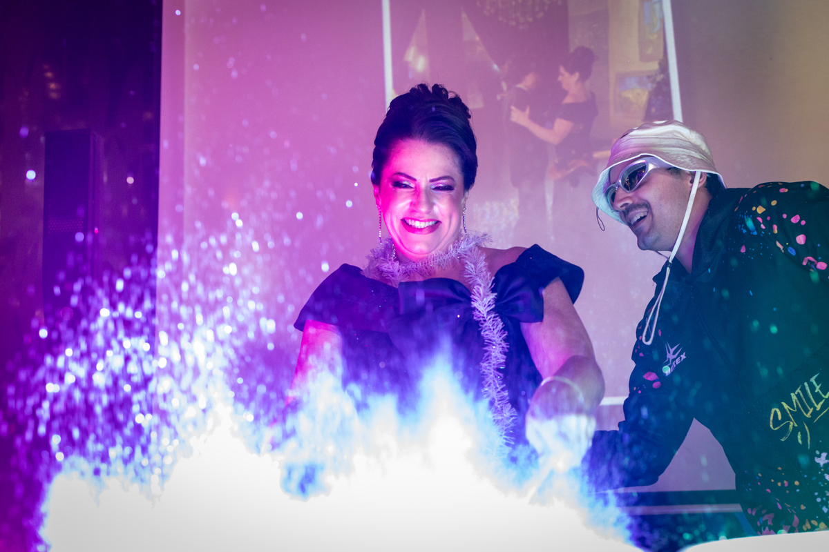 50 anos, aniversário adulto, aniversário 50 anos, celebração, festa de 50 anos, festa, decoração de festa, festa moderna, enfeites de festa, festa com requinte, fotografia de eventos, fotografia aniversário, fotografia familia, 