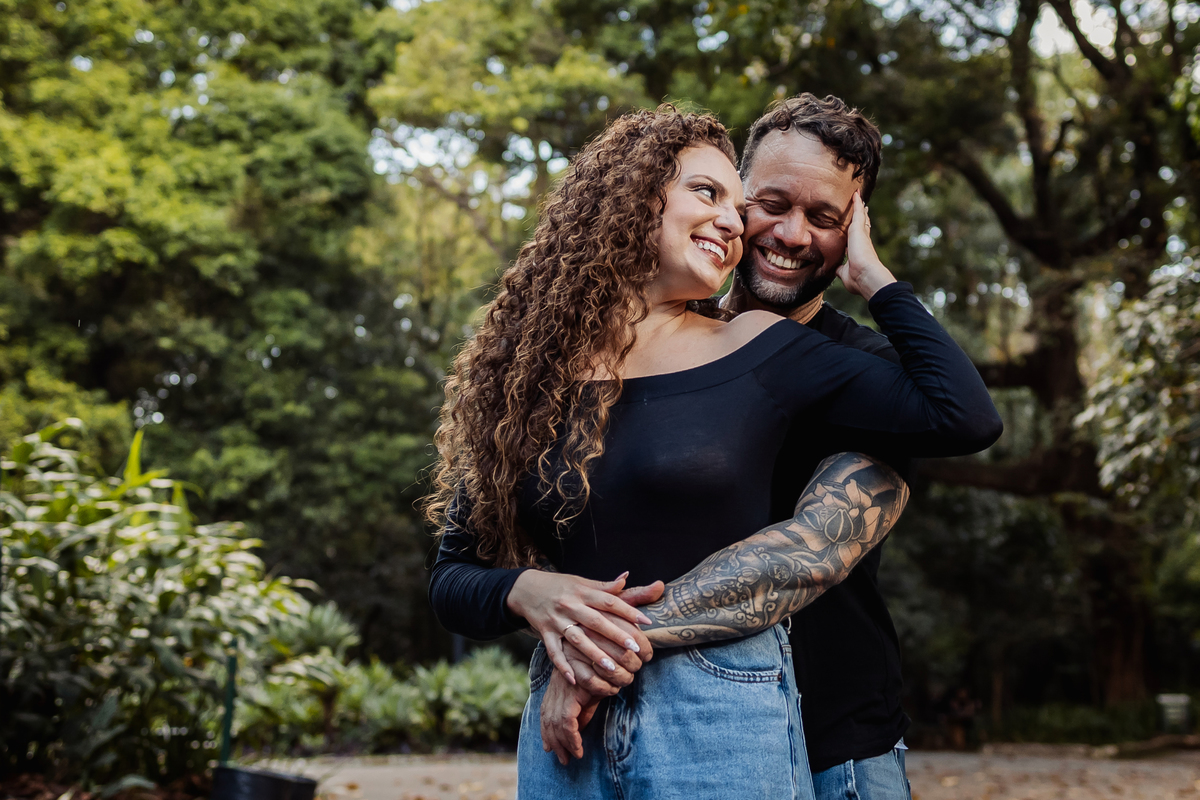 pre wedding, pré casamento, museu do Ipiranga, ensaio fotográfico, CASAMENTO, noiva, noivo, foto professional, vestido de noiva, namorados, marido, esposa, decoração, ar livre, parque, felicidade, casamento no campo, amor, familia,