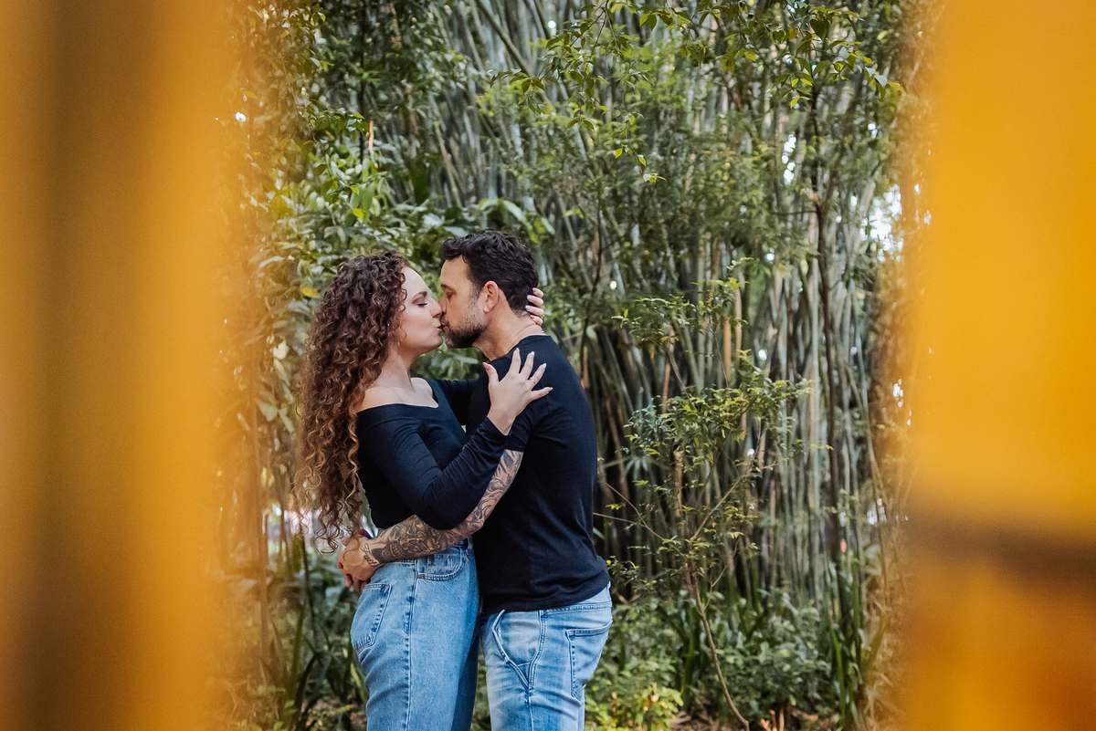 pre wedding, pré casamento, museu do Ipiranga, ensaio fotográfico, CASAMENTO, noiva, noivo, foto professional, vestido de noiva, namorados, marido, esposa, decoração, ar livre, parque, felicidade, casamento no campo, amor, familia,