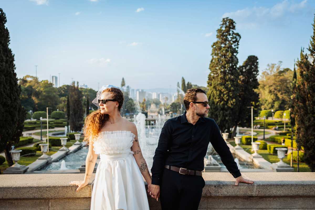 pre wedding, pré casamento, museu do Ipiranga, ensaio fotográfico, CASAMENTO, noiva, noivo, foto professional, vestido de noiva, namorados, marido, esposa, decoração, ar livre, parque, felicidade, casamento no campo, amor, familia,