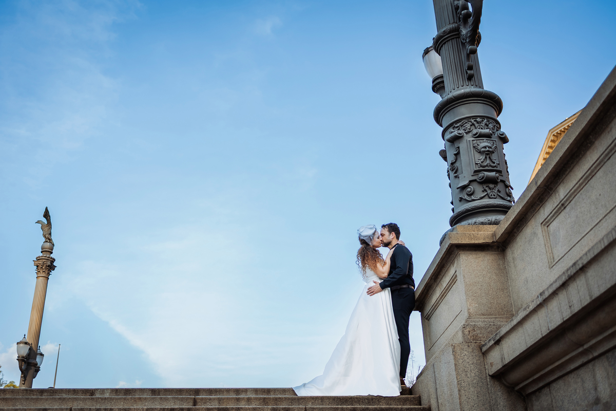pre wedding, pré casamento, museu do Ipiranga, ensaio fotográfico, CASAMENTO, noiva, noivo, foto professional, vestido de noiva, namorados, marido, esposa, decoração, ar livre, parque, felicidade, casamento no campo, amor, familia,