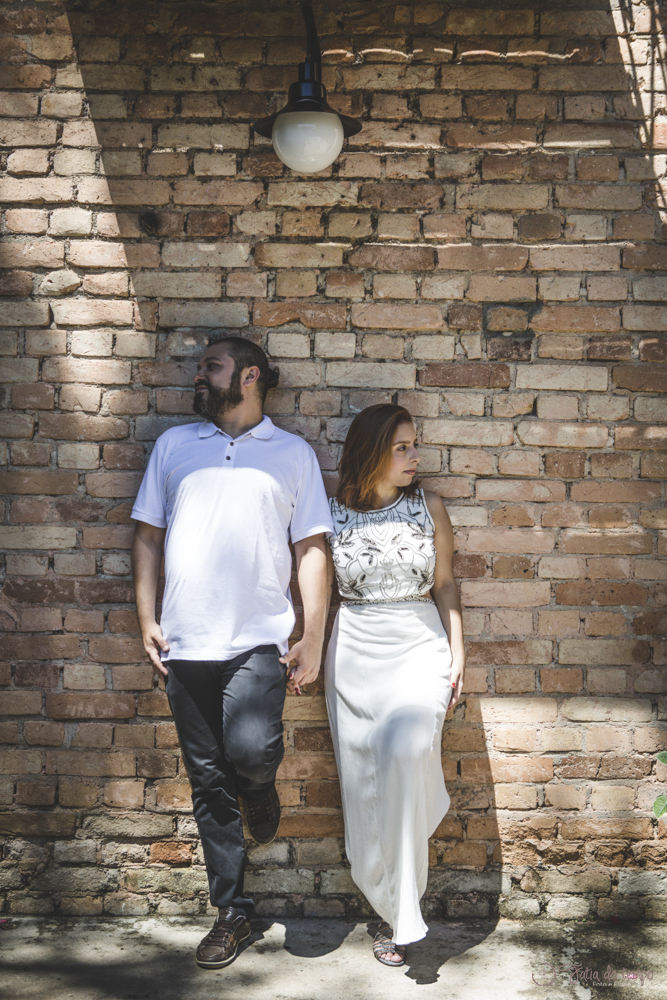 ensaio pre casamento, ensaio de casal, cervejaria rofer, ensaio na cervejaria, cervejaria, ensaio antes do casamento, fotografo de casamento, ensaios em locais diferentes, ensaio save the date, ensaio pre wedding, ensaio pre casamento em itupeva