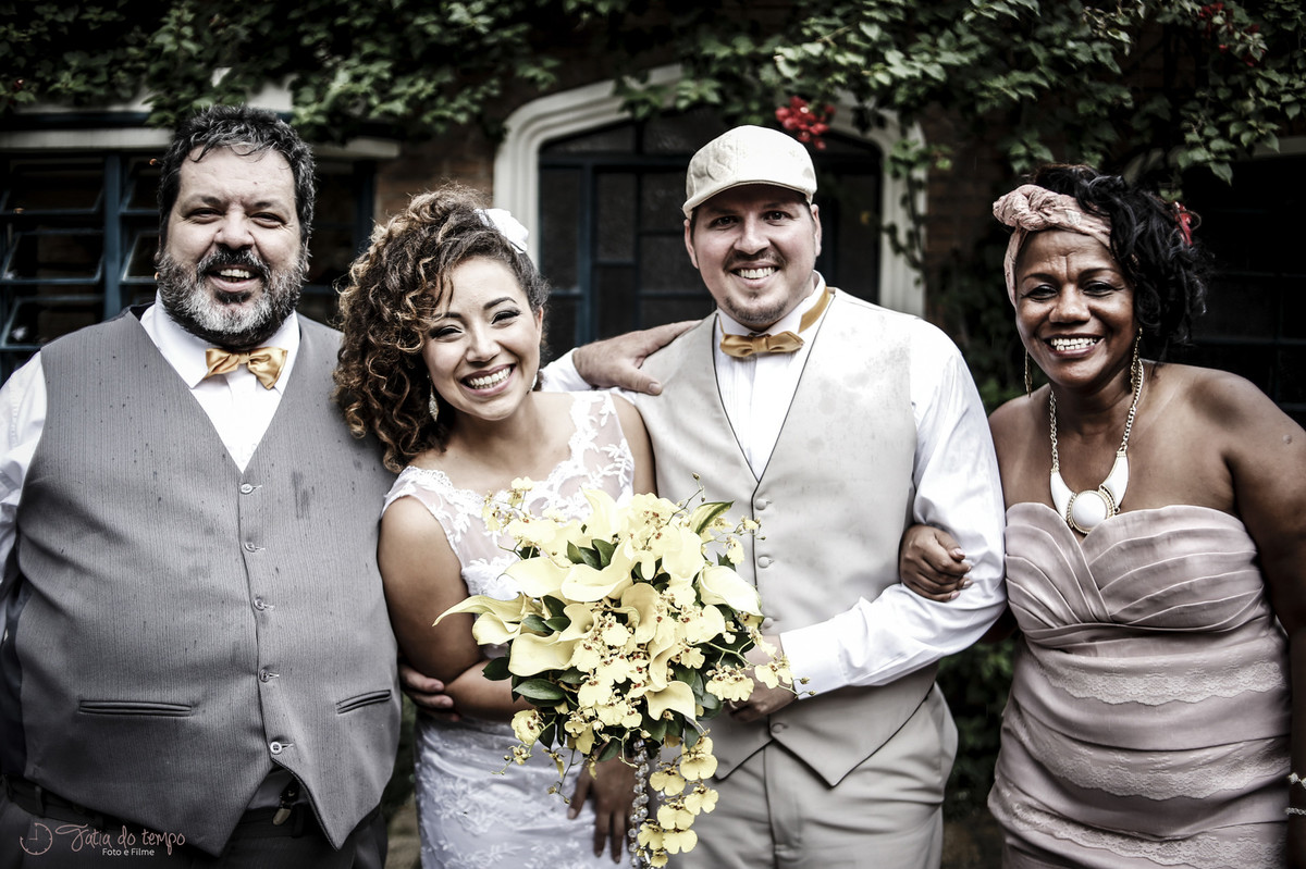 Pai e madrasta noivo