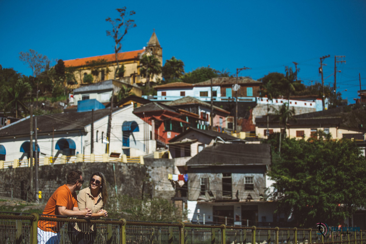 ensaio pre casamento paranapiacaba, ensaio paranapiacaba, paranapiacaba, turismo em paranapiacaba, casal em paranapiacaba, ensaio no trem, ensaio trem antigo, ensaio cidade histórica, ensaio pre casamento, pre casamento no trem, ensaio diferente